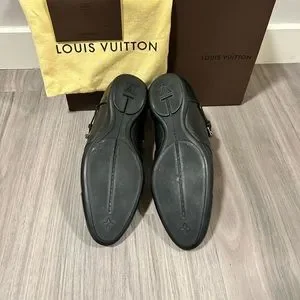Authentic Louis Vuitton Asphalt Sneaker Men Calf Leather, Size UK 7.5, US 8.5 Louis Vuitton | Shoes | Authentic Louis Vuitton Asphalt  main image 4
